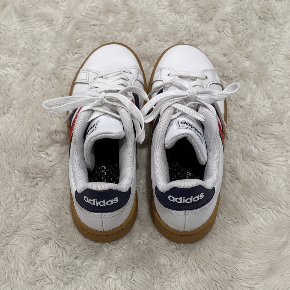 Adidas Grand Court sneakers white with navy and red stripes Woman’s Size 5 - Picture 4 of 5